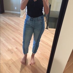 American Eagle “Vintage high-rise” Jeans